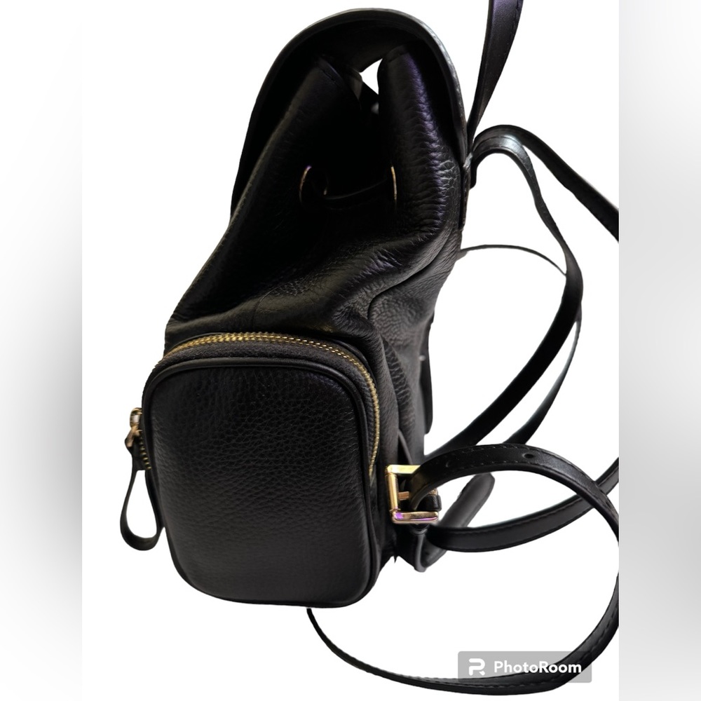 Michael Kors purse. - Picture 5 of 7